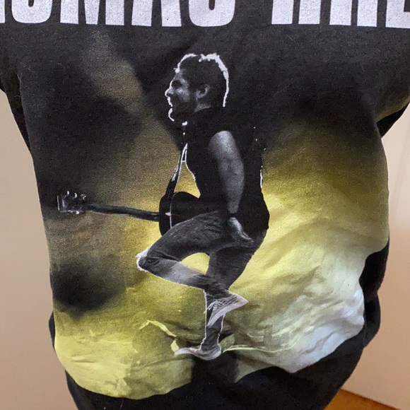 Thomas Rhett tshirt size small - Picture 2 of 4